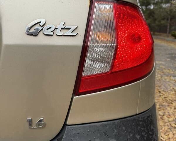 Бежевый Хендай Гетц, объемом двигателя 1.6 л и пробегом 220 тыс. км за 5700 $, фото 20 на Automoto.ua