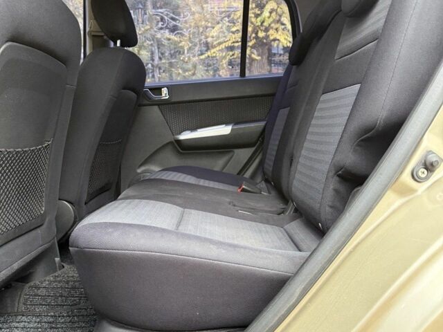 Бежевый Хендай Гетц, объемом двигателя 1.6 л и пробегом 220 тыс. км за 5600 $, фото 14 на Automoto.ua