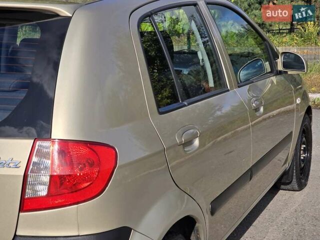 Бежевый Хендай Гетц, объемом двигателя 1.4 л и пробегом 171 тыс. км за 5999 $, фото 31 на Automoto.ua
