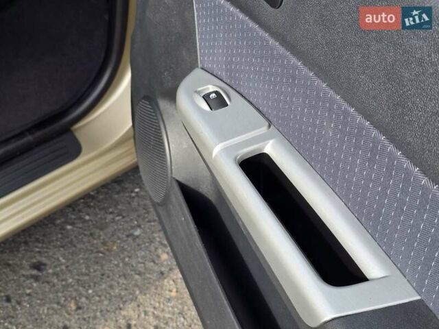 Бежевый Хендай Гетц, объемом двигателя 1.4 л и пробегом 171 тыс. км за 5999 $, фото 57 на Automoto.ua