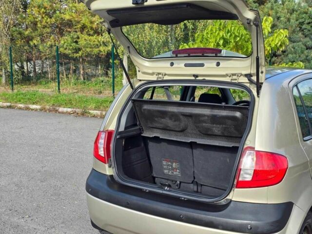 Бежевый Хендай Гетц, объемом двигателя 1.4 л и пробегом 171 тыс. км за 5999 $, фото 3 на Automoto.ua