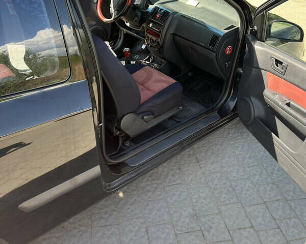 Черный Хендай Гетц, объемом двигателя 1.1 л и пробегом 166 тыс. км за 4700 $, фото 13 на Automoto.ua