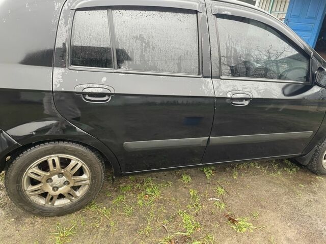 Черный Хендай Гетц, объемом двигателя 1.5 л и пробегом 300 тыс. км за 3800 $, фото 4 на Automoto.ua