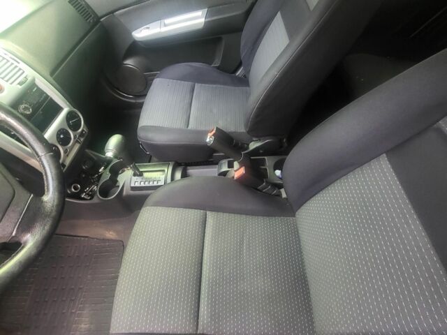 Черный Хендай Гетц, объемом двигателя 1.6 л и пробегом 164 тыс. км за 3900 $, фото 5 на Automoto.ua