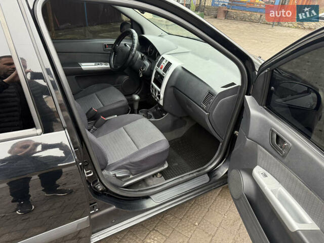 Черный Хендай Гетц, объемом двигателя 1.6 л и пробегом 176 тыс. км за 5300 $, фото 11 на Automoto.ua