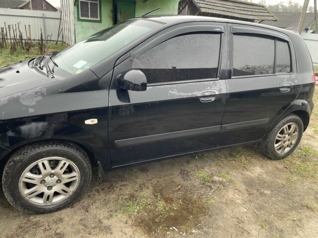 Черный Хендай Гетц, объемом двигателя 1.5 л и пробегом 300 тыс. км за 3800 $, фото 3 на Automoto.ua