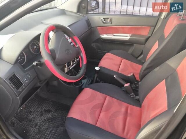 Чорний Хендай Гетц, об'ємом двигуна 1.4 л та пробігом 182 тис. км за 4500 $, фото 3 на Automoto.ua