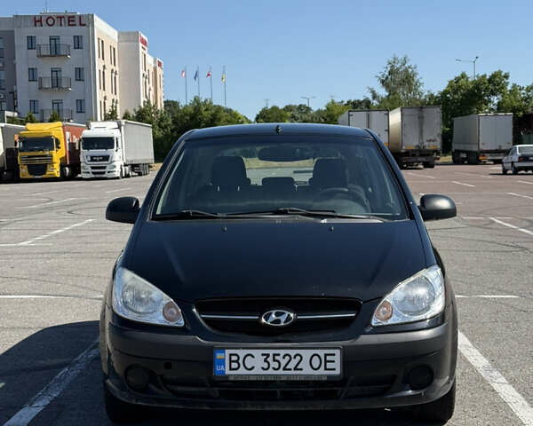 Черный Хендай Гетц, объемом двигателя 1.09 л и пробегом 225 тыс. км за 3600 $, фото 1 на Automoto.ua