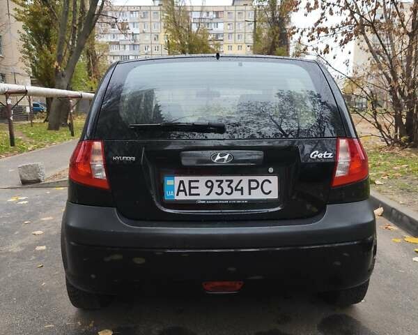 Черный Хендай Гетц, объемом двигателя 1.1 л и пробегом 220 тыс. км за 3300 $, фото 7 на Automoto.ua