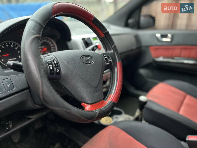 Черный Хендай Гетц, объемом двигателя 1.6 л и пробегом 330 тыс. км за 2900 $, фото 11 на Automoto.ua