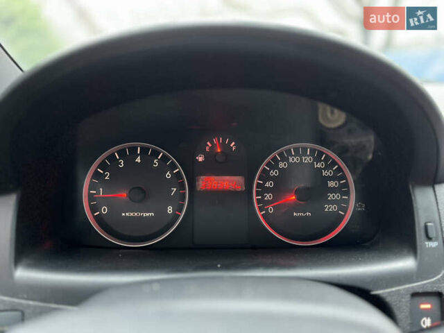 Черный Хендай Гетц, объемом двигателя 1.6 л и пробегом 330 тыс. км за 2900 $, фото 9 на Automoto.ua