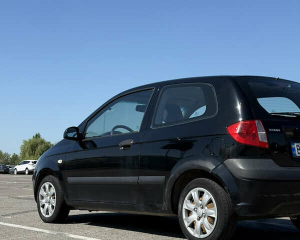 Черный Хендай Гетц, объемом двигателя 1.09 л и пробегом 225 тыс. км за 3600 $, фото 4 на Automoto.ua