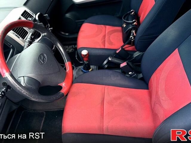 Черный Хендай Гетц, объемом двигателя 1.1 л и пробегом 178 тыс. км за 3800 $, фото 7 на Automoto.ua