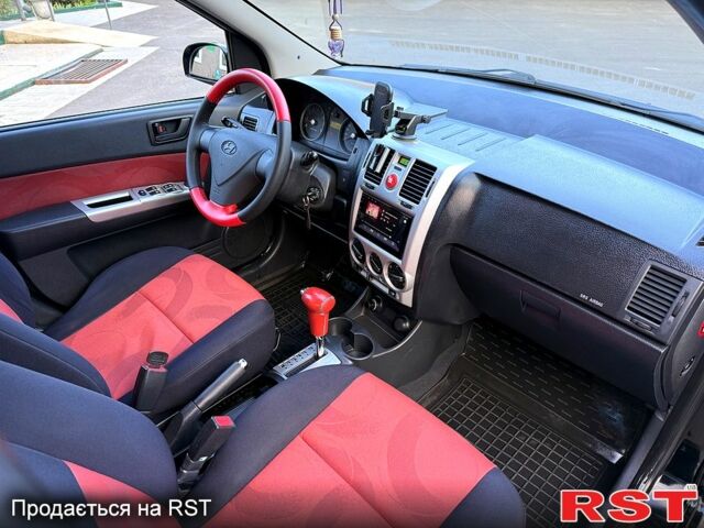 Чорний Хендай Гетц, об'ємом двигуна 1.6 л та пробігом 143 тис. км за 5900 $, фото 4 на Automoto.ua
