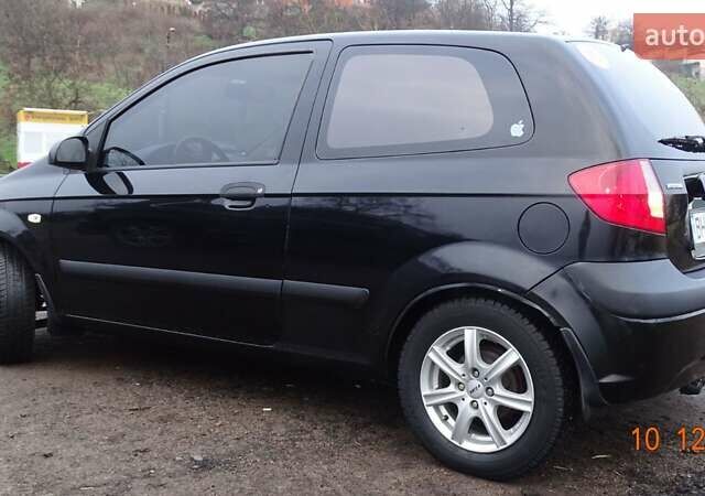 Черный Хендай Гетц, объемом двигателя 1.4 л и пробегом 278 тыс. км за 4200 $, фото 12 на Automoto.ua