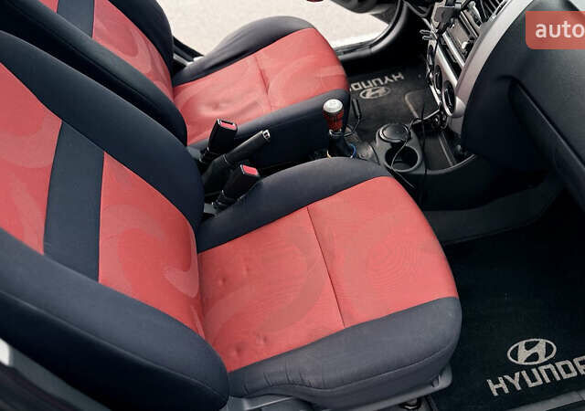 Чорний Хендай Гетц, об'ємом двигуна 1.09 л та пробігом 177 тис. км за 4000 $, фото 12 на Automoto.ua