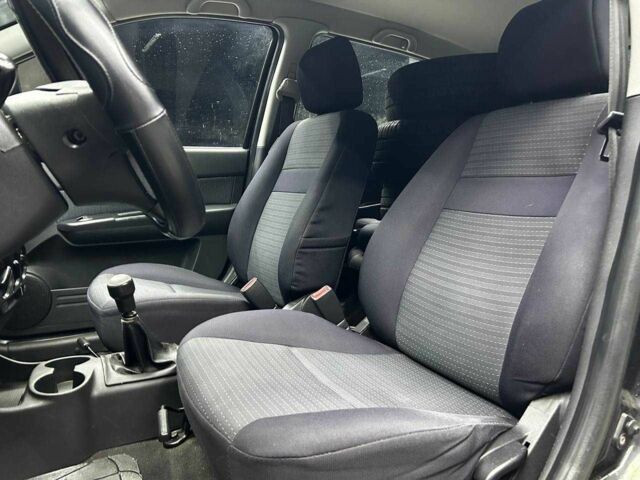 Черный Хендай Гетц, объемом двигателя 1.1 л и пробегом 205 тыс. км за 5200 $, фото 6 на Automoto.ua