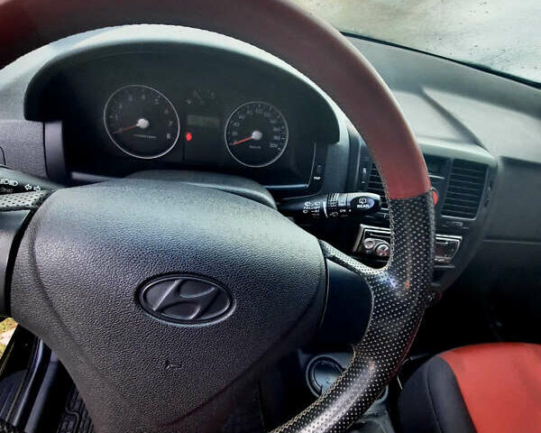 Чорний Хендай Гетц, об'ємом двигуна 1.09 л та пробігом 180 тис. км за 4000 $, фото 4 на Automoto.ua