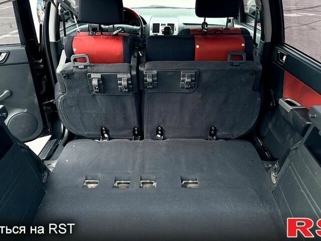 Черный Хендай Гетц, объемом двигателя 1.1 л и пробегом 178 тыс. км за 3800 $, фото 6 на Automoto.ua