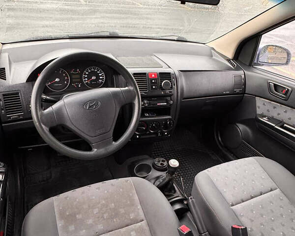 Фиолетовый Хендай Гетц, объемом двигателя 1.6 л и пробегом 220 тыс. км за 2209 $, фото 5 на Automoto.ua