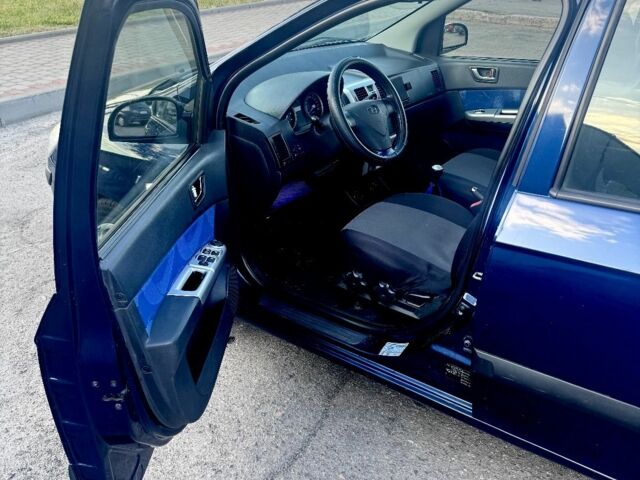 Фиолетовый Хендай Гетц, объемом двигателя 0 л и пробегом 158 тыс. км за 4400 $, фото 2 на Automoto.ua