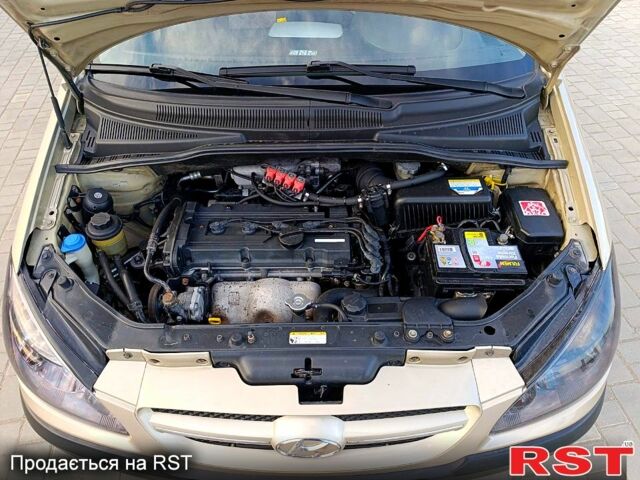 Коричневый Хендай Гетц, объемом двигателя 1.4 л и пробегом 208 тыс. км за 5000 $, фото 2 на Automoto.ua