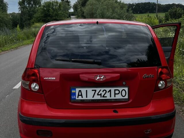 Красный Хендай Гетц, объемом двигателя 1.3 л и пробегом 28 тыс. км за 2700 $, фото 2 на Automoto.ua