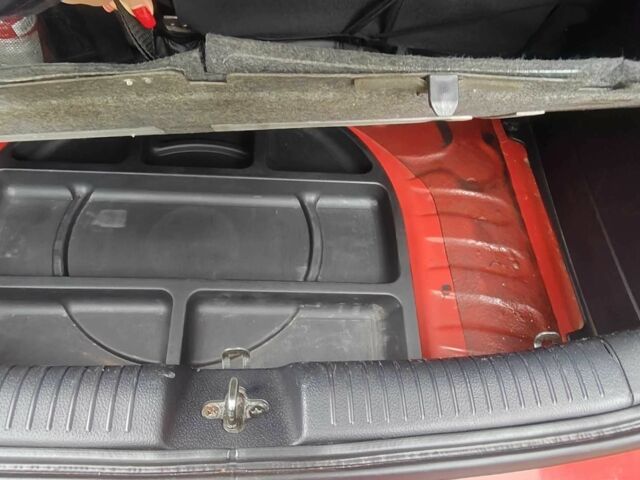 Красный Хендай Гетц, объемом двигателя 1.1 л и пробегом 162 тыс. км за 2950 $, фото 11 на Automoto.ua