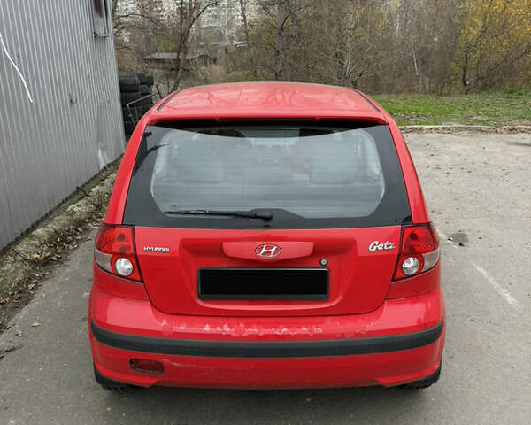Красный Хендай Гетц, объемом двигателя 1.34 л и пробегом 18 тыс. км за 5000 $, фото 4 на Automoto.ua