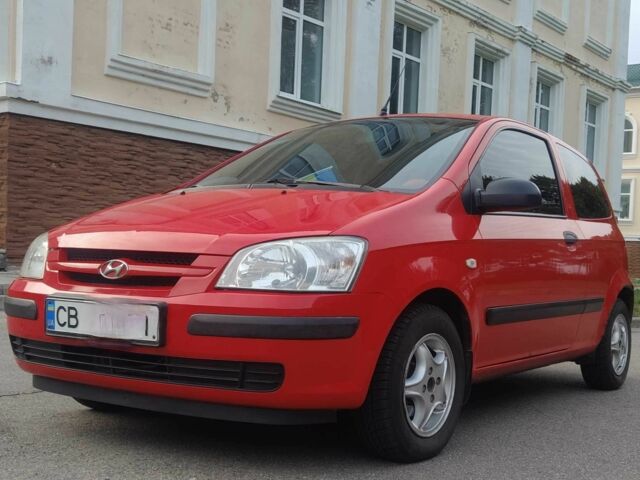 Красный Хендай Гетц, объемом двигателя 1.1 л и пробегом 162 тыс. км за 2950 $, фото 1 на Automoto.ua