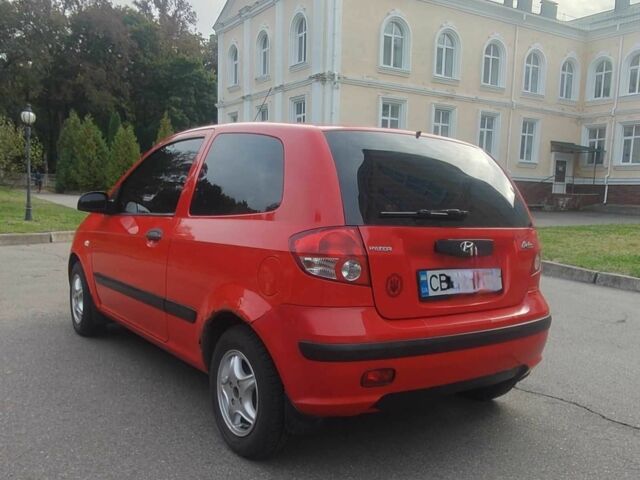 Красный Хендай Гетц, объемом двигателя 1.1 л и пробегом 162 тыс. км за 2950 $, фото 2 на Automoto.ua