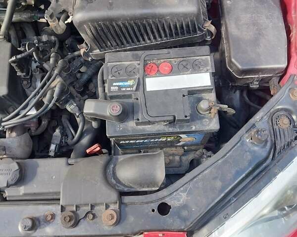 Червоний Хендай Гетц, об'ємом двигуна 1.34 л та пробігом 219 тис. км за 5000 $, фото 27 на Automoto.ua