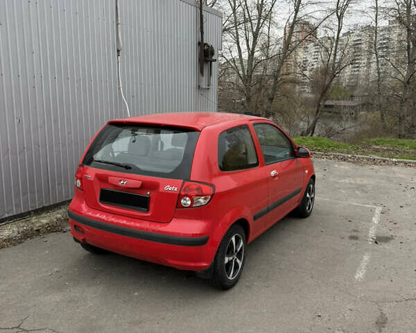 Красный Хендай Гетц, объемом двигателя 1.34 л и пробегом 18 тыс. км за 5000 $, фото 5 на Automoto.ua
