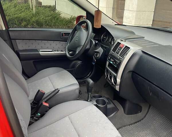 Красный Хендай Гетц, объемом двигателя 1.34 л и пробегом 154 тыс. км за 5200 $, фото 18 на Automoto.ua