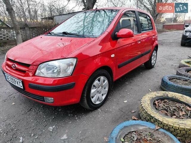 Червоний Хендай Гетц, об'ємом двигуна 1.34 л та пробігом 190 тис. км за 4500 $, фото 1 на Automoto.ua