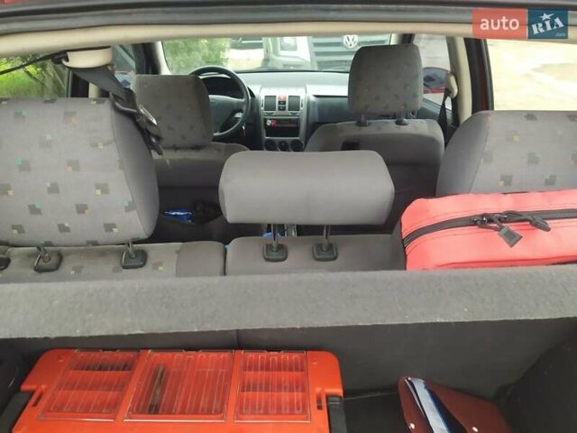 Красный Хендай Гетц, объемом двигателя 1.4 л и пробегом 180 тыс. км за 3000 $, фото 13 на Automoto.ua