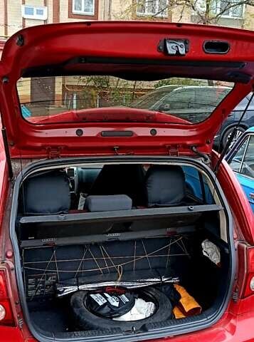 Красный Хендай Гетц, объемом двигателя 1.4 л и пробегом 193 тыс. км за 5500 $, фото 4 на Automoto.ua