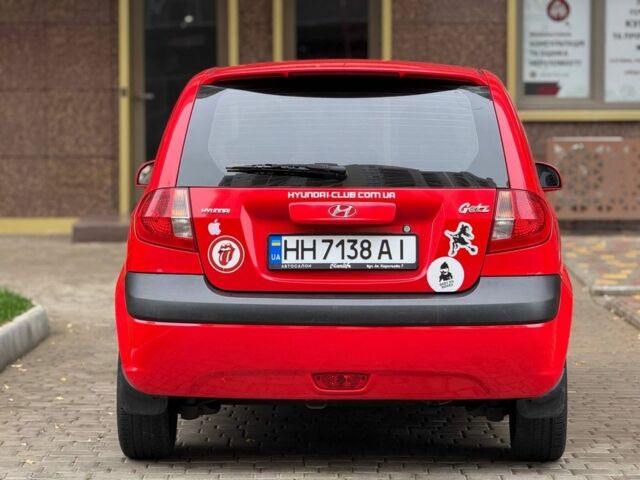 Красный Хендай Гетц, объемом двигателя 1.4 л и пробегом 188 тыс. км за 5500 $, фото 3 на Automoto.ua