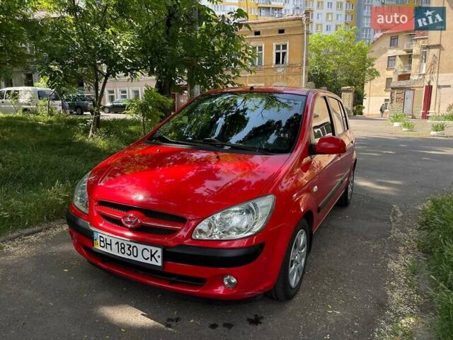 Красный Хендай Гетц, объемом двигателя 1.4 л и пробегом 155 тыс. км за 4300 $, фото 2 на Automoto.ua