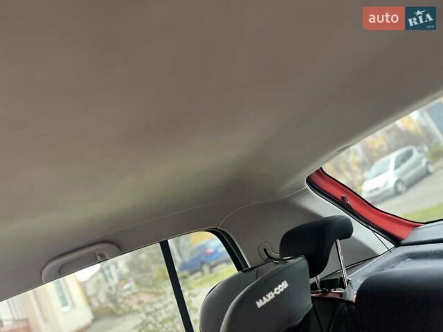 Червоний Хендай Гетц, об'ємом двигуна 1.6 л та пробігом 228 тис. км за 5200 $, фото 9 на Automoto.ua