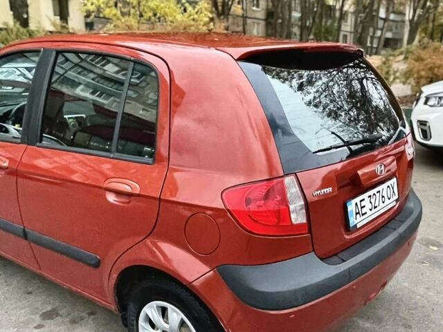 Красный Хендай Гетц, объемом двигателя 1.4 л и пробегом 197 тыс. км за 5709 $, фото 2 на Automoto.ua
