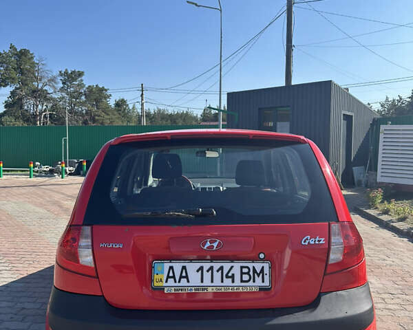 Червоний Хендай Гетц, об'ємом двигуна 1.4 л та пробігом 105 тис. км за 5500 $, фото 1 на Automoto.ua