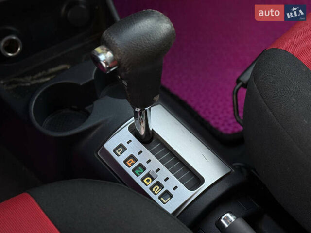 Красный Хендай Гетц, объемом двигателя 1.6 л и пробегом 170 тыс. км за 5999 $, фото 16 на Automoto.ua