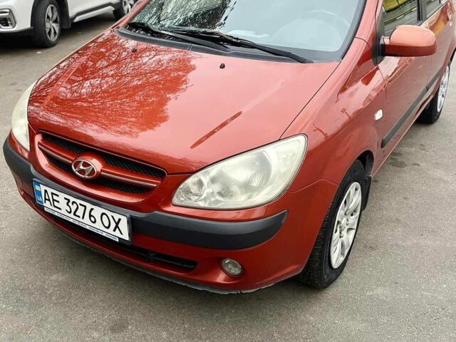 Красный Хендай Гетц, объемом двигателя 1.4 л и пробегом 197 тыс. км за 5709 $, фото 1 на Automoto.ua