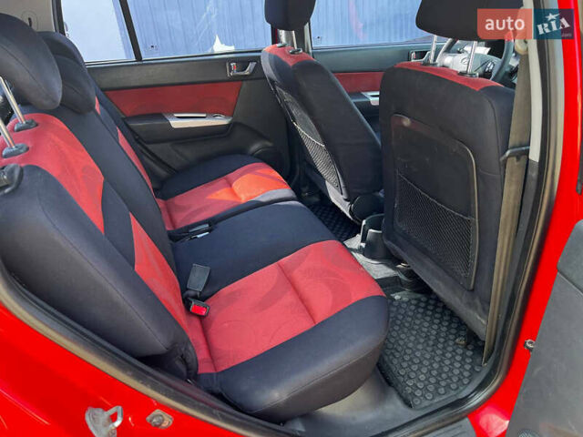 Хендай Гетц 2006 у Дніпро (Дніпропетровську) на Automoto.ua Червоний Хендай Гетц, об'ємом двигуна 1.4 л та пробігом 210 тис. км за 4799 $, фото 13 на Automoto.ua