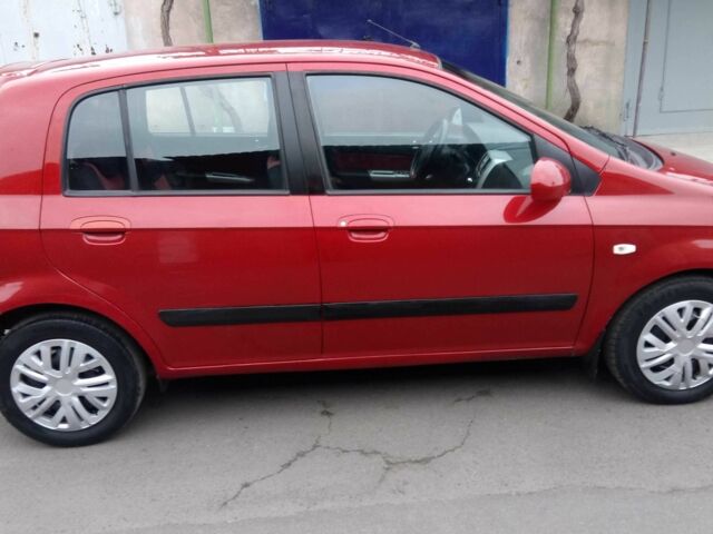 Красный Хендай Гетц, объемом двигателя 1.4 л и пробегом 219 тыс. км за 4800 $, фото 5 на Automoto.ua