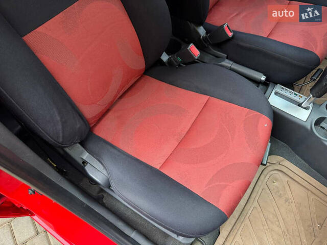 Красный Хендай Гетц, объемом двигателя 1.4 л и пробегом 188 тыс. км за 5500 $, фото 21 на Automoto.ua