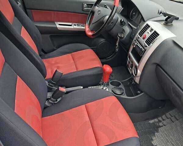 Червоний Хендай Гетц, об'ємом двигуна 1.4 л та пробігом 179 тис. км за 5200 $, фото 9 на Automoto.ua