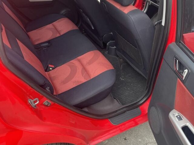 Червоний Хендай Гетц, об'ємом двигуна 1.4 л та пробігом 201 тис. км за 5000 $, фото 14 на Automoto.ua