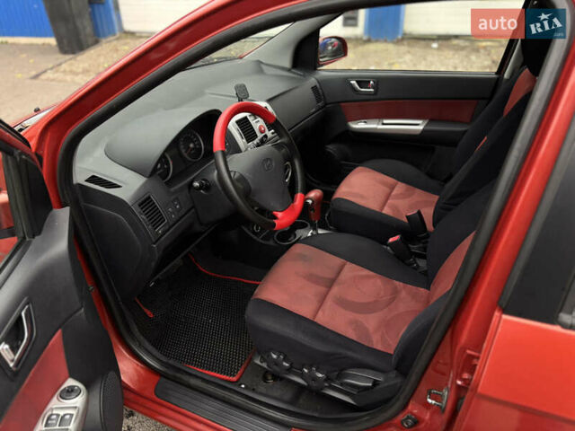 Червоний Хендай Гетц, об'ємом двигуна 1.4 л та пробігом 168 тис. км за 5500 $, фото 13 на Automoto.ua